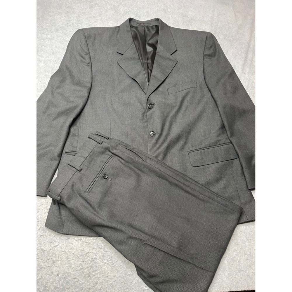 Kilburne and Finch Mens Grey 2 Piece Suit 46R 41W Pleated Pants Textured Blazer
